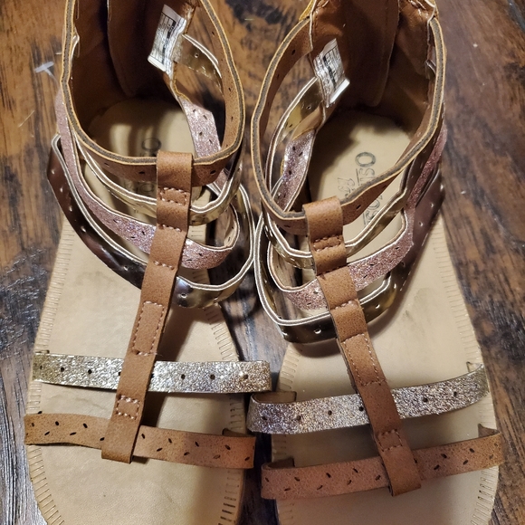 Girls sandals - Picture 1 of 4